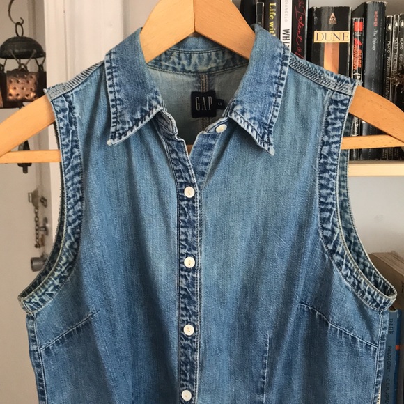Vintage GAP denim vest - Picture 2 of 7